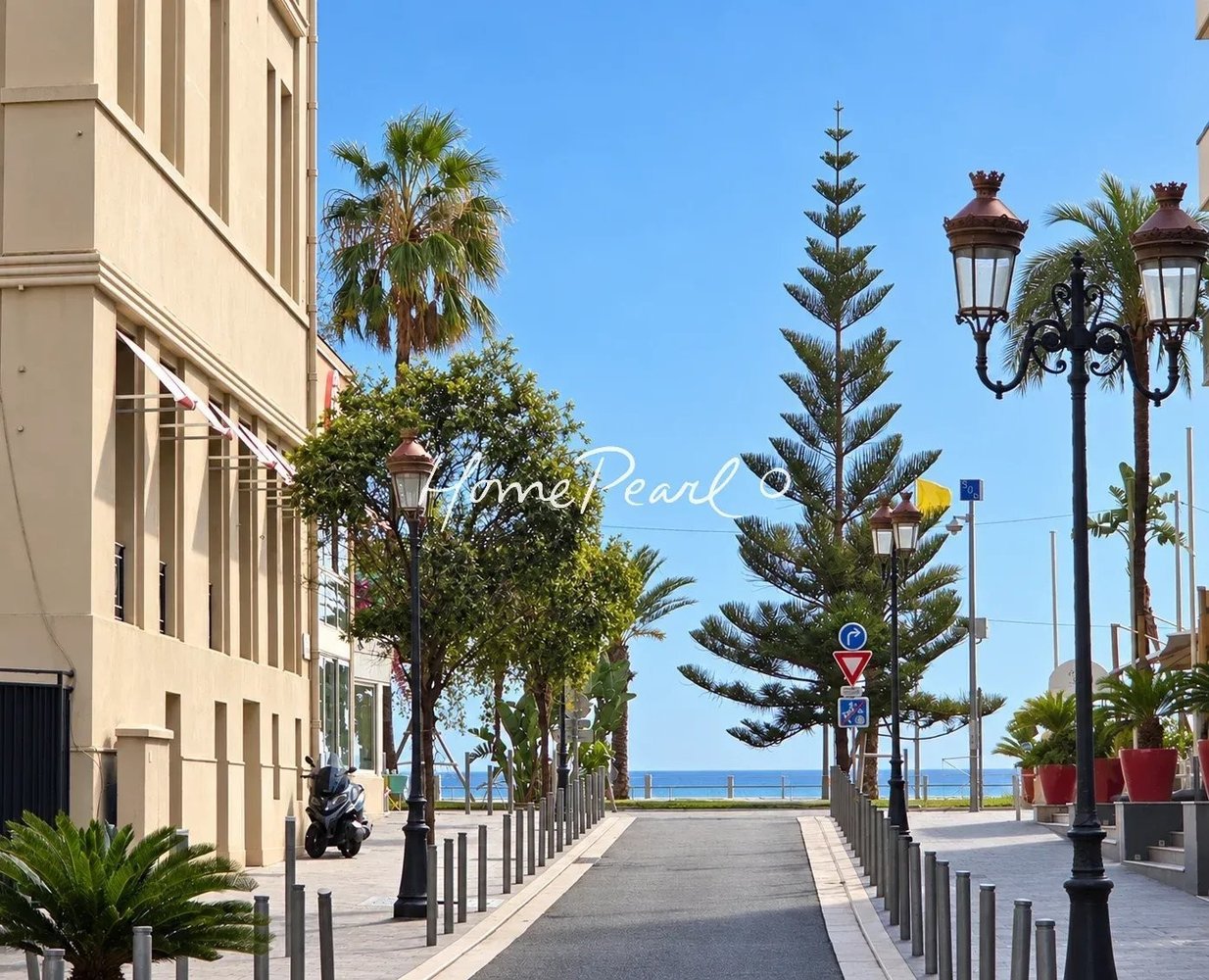Property photo 9 in Carre d'Or