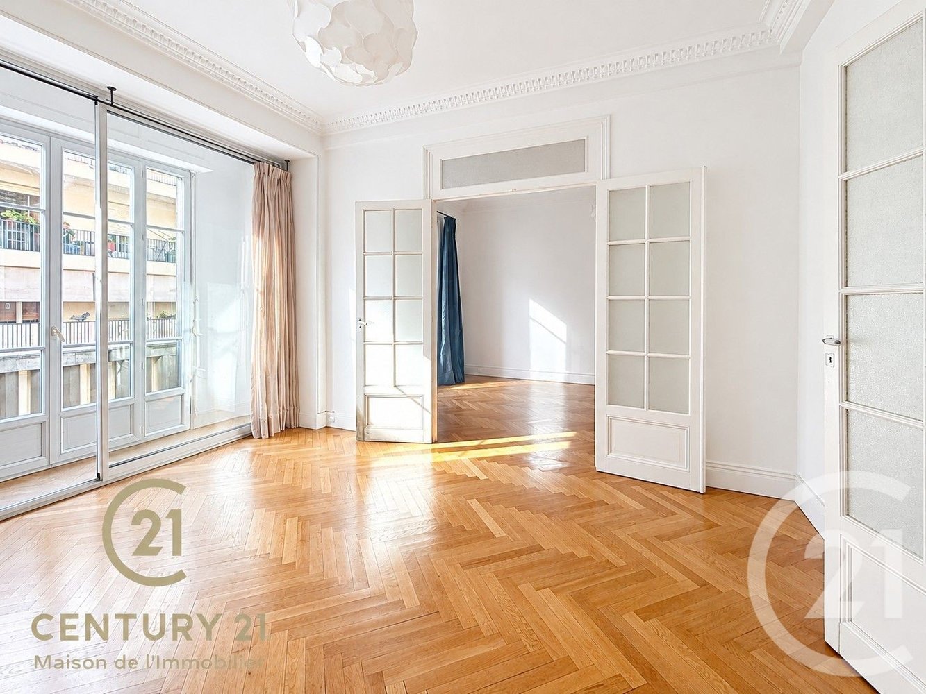 Property photo 1 in Carre d'Or