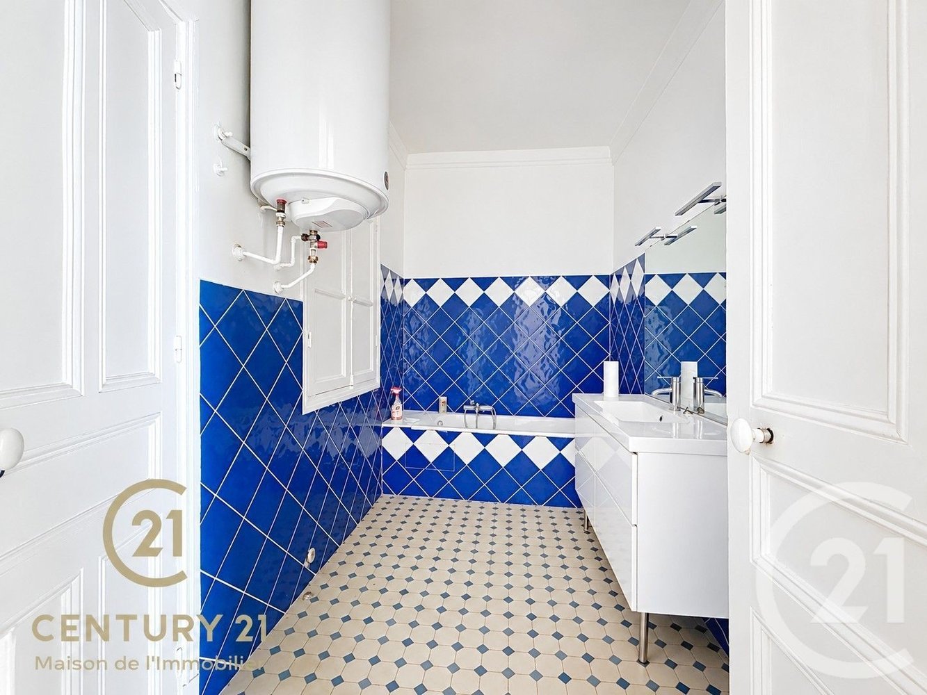 Property photo 6 in Carre d'Or