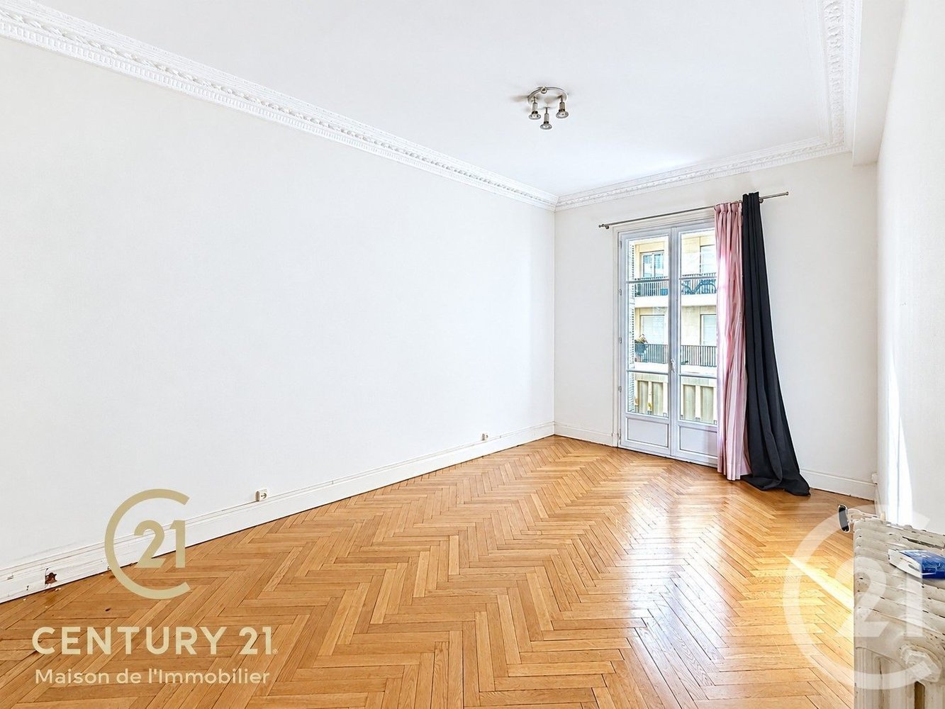 Property photo 3 in Carre d'Or