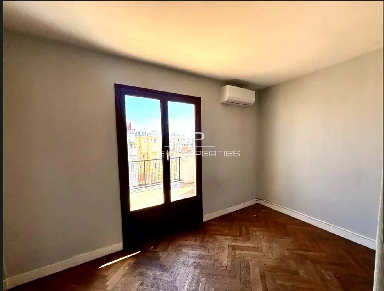Property photo in Musicians Quarter