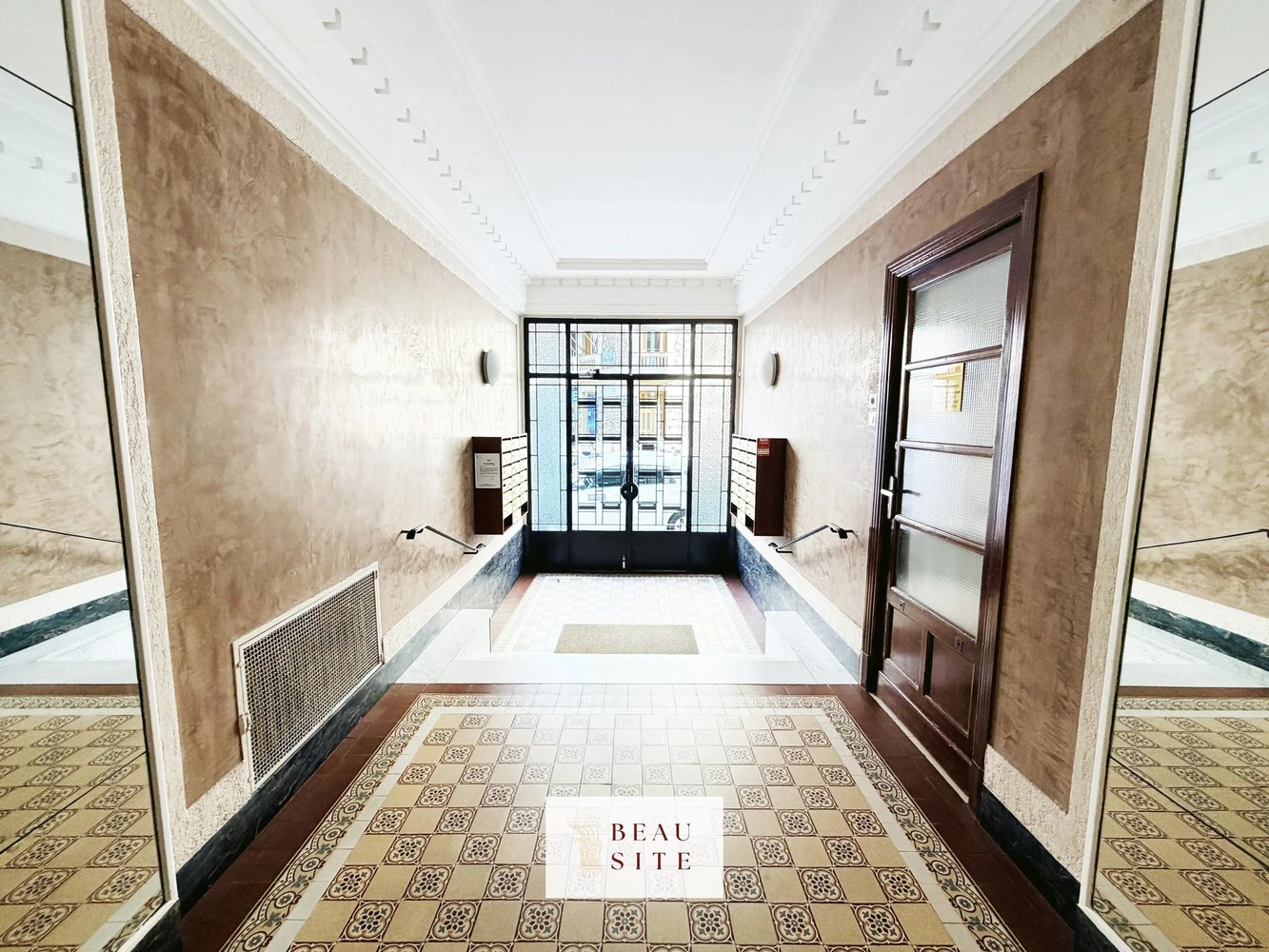 Property photo 12 in Musicians Quarter
