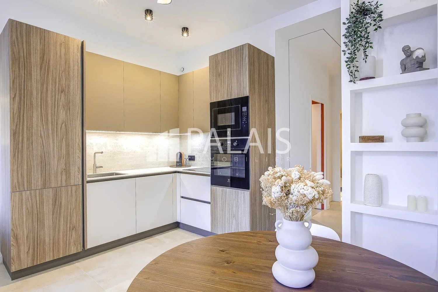 Property photo 6 in Old Town