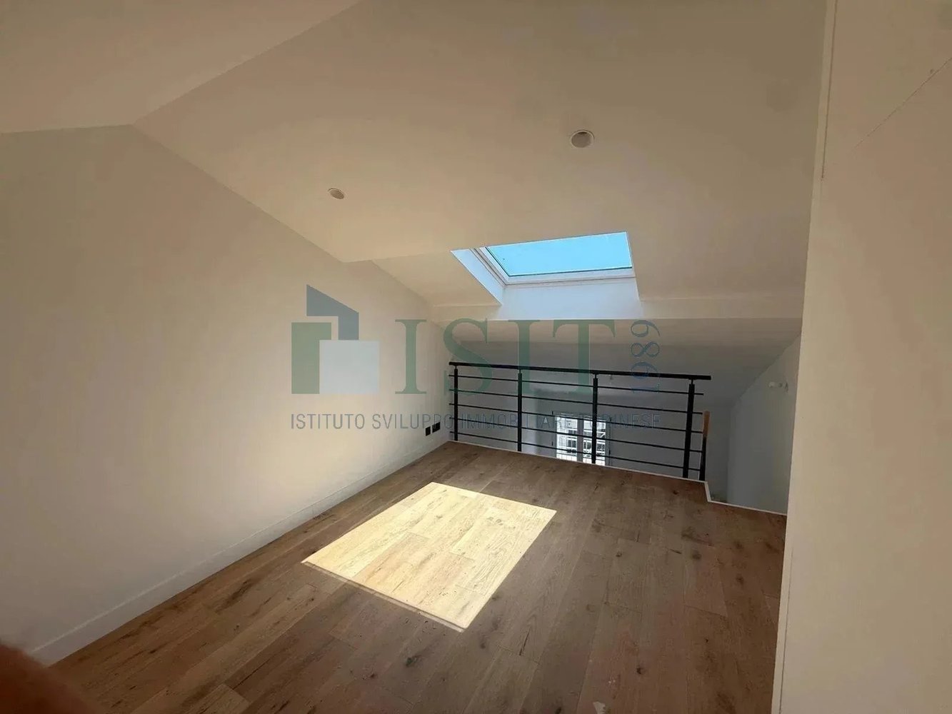 Property photo 2 in Port